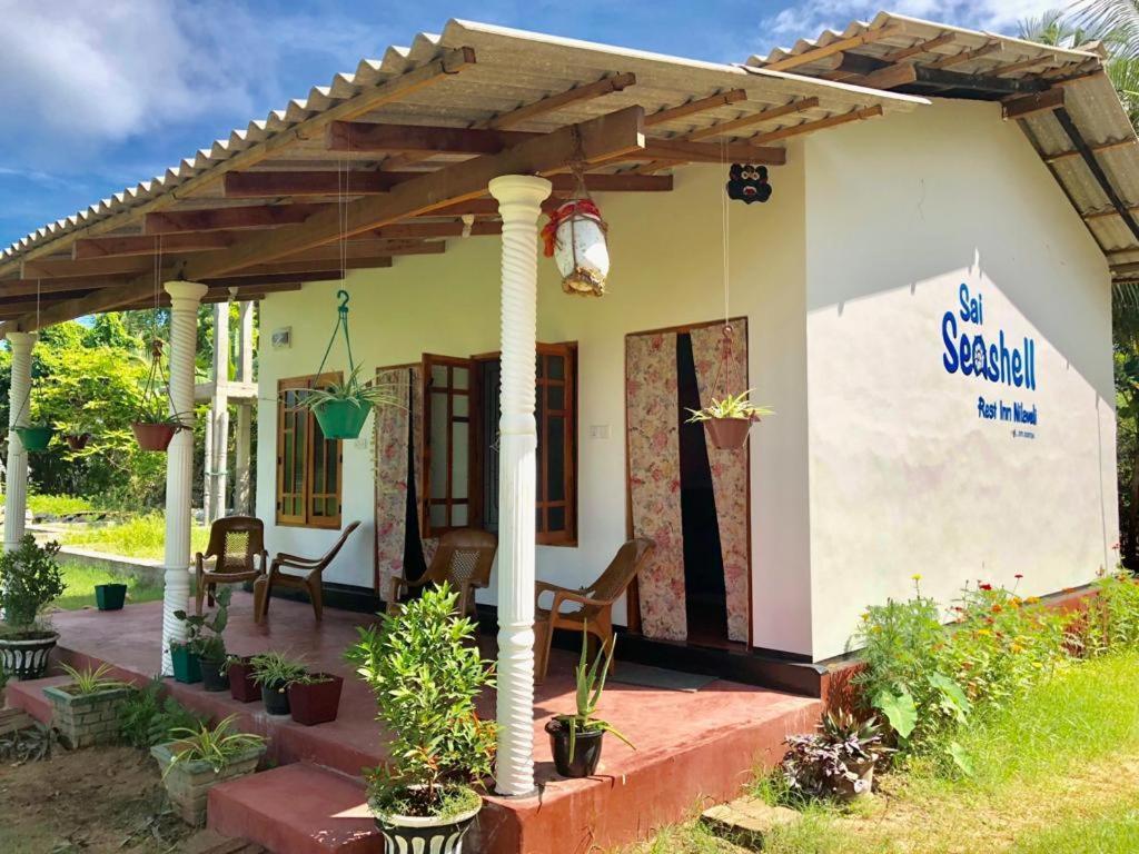 Sai Seashell Rest Inn Nilaveli Тринкомали Экстерьер фото